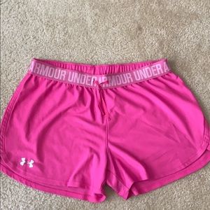 under armour shorts - pink!